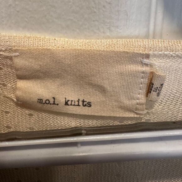 M.O.L  Knits Cream with sequins V-Neck Women’s Tunic Top - Picture 8 of 12